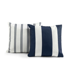 Load image into Gallery viewer, Tecoria Outdoor Square Pillow Set